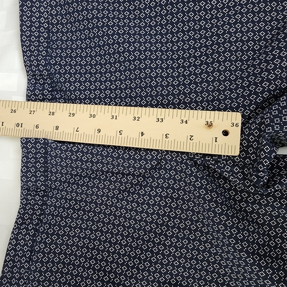 Mario Serrani  Diamond Print Blue Women's Bermuda Shorts Size 10 - Picture 7 of 7